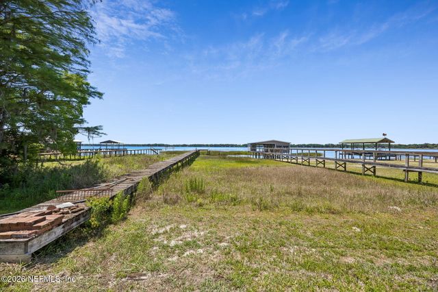 7430 SW COUNTY ROAD 18, Hampton, FL 32044