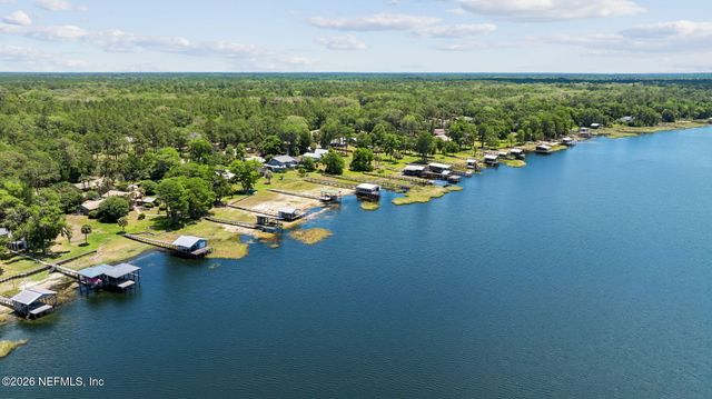 7430 SW COUNTY ROAD 18, Hampton, FL 32044