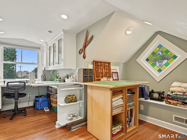 143 Chestnut Hill Road, Wilton, CT 06897