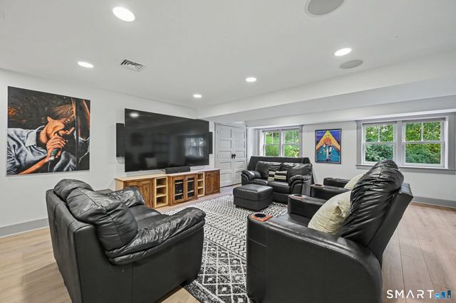 143 Chestnut Hill Road, Wilton, CT 06897