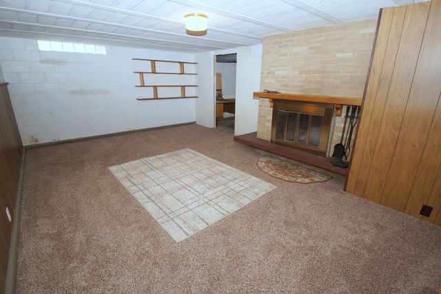 2838 KELLING Street, Davenport, IA 52804