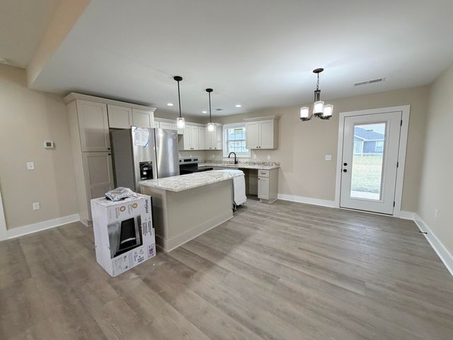 308 Whitley Way, Berea, KY 40403