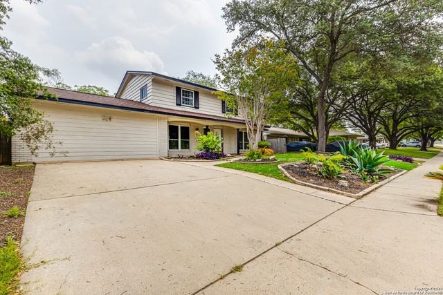 555 PATRICIA, San Antonio, TX 78216