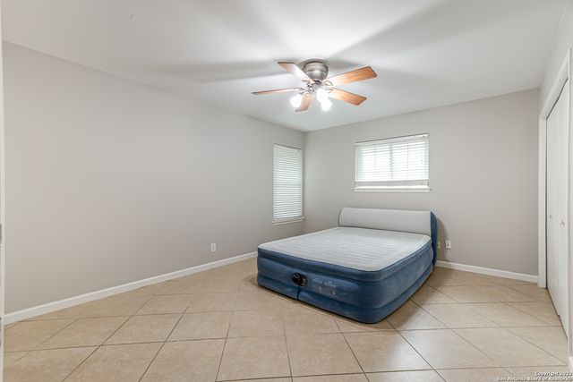 555 PATRICIA, San Antonio, TX 78216