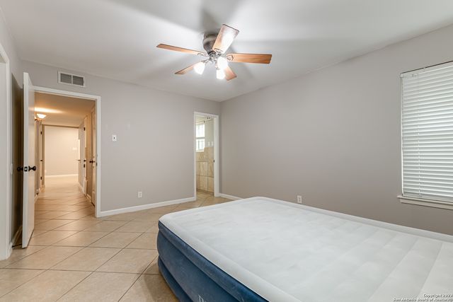 555 PATRICIA, San Antonio, TX 78216