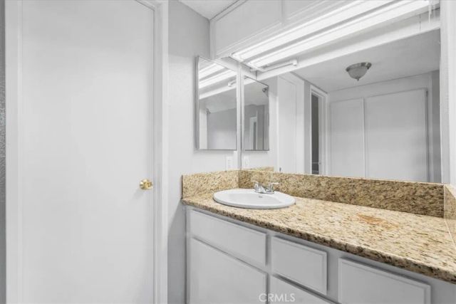 3736 Oak Creek D, Ontario, CA 91761