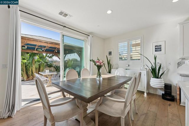 1226 1226 Sierra Trail Rd, Oakley, CA 94561