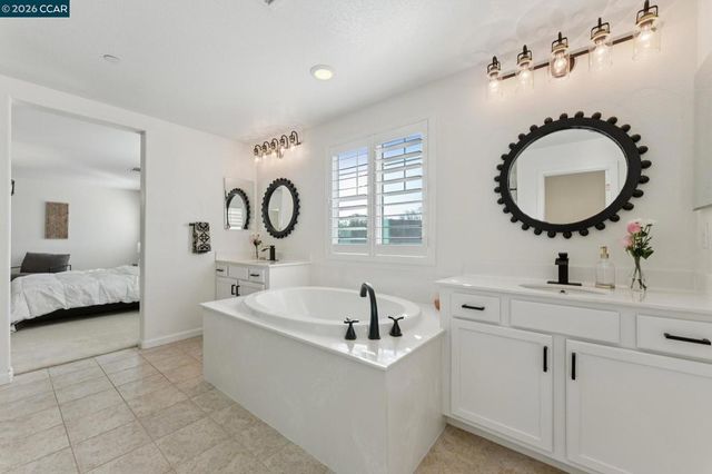 1226 1226 Sierra Trail Rd, Oakley, CA 94561