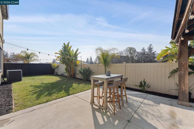 1226 1226 Sierra Trail Rd, Oakley, CA 94561