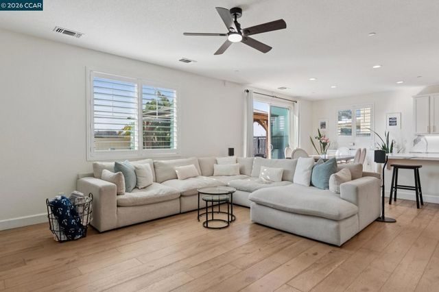 1226 1226 Sierra Trail Rd, Oakley, CA 94561