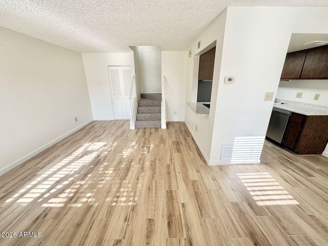 8029 N 32ND Lane, Phoenix, AZ 85051
