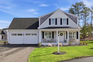 45 Cranberry Farm Rd, Plymouth, MA 02360
