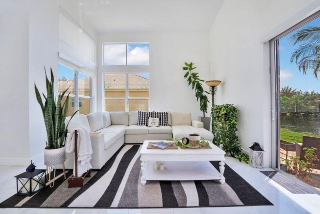 2242 SW 130th Terrace, Miramar, FL 33027