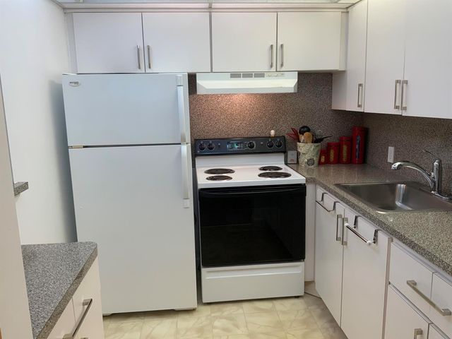 353 Dorset I, Boca Raton, FL 33434