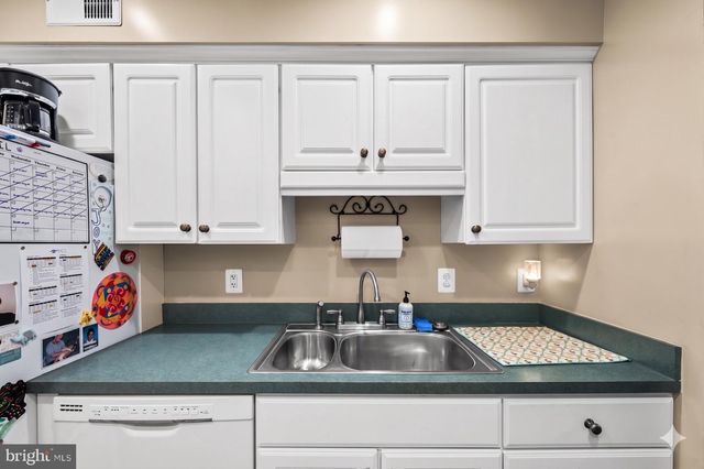 12207 CINNAMON ST, Woodbridge, VA 22192