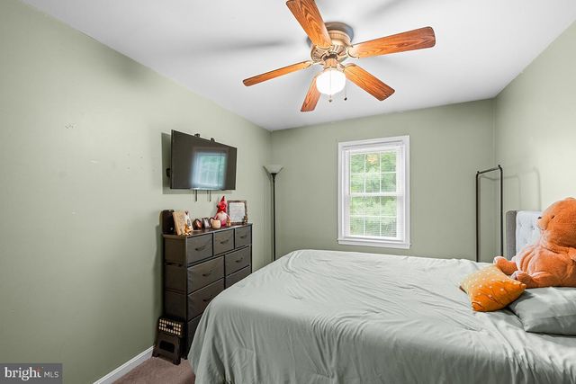 12207 CINNAMON ST, Woodbridge, VA 22192