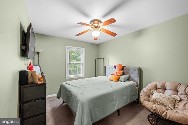 12207 CINNAMON ST, Woodbridge, VA 22192