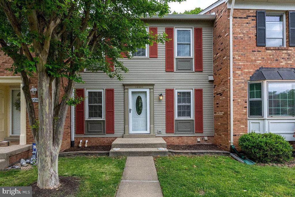 12207 CINNAMON ST, Woodbridge, VA 22192