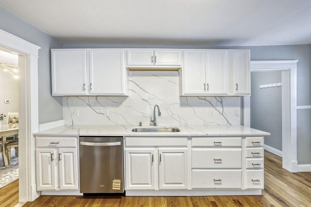 2624 35th Avenue S, Minneapolis, MN 55406