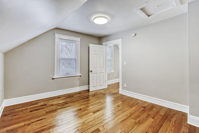 2624 35th Avenue S, Minneapolis, MN 55406