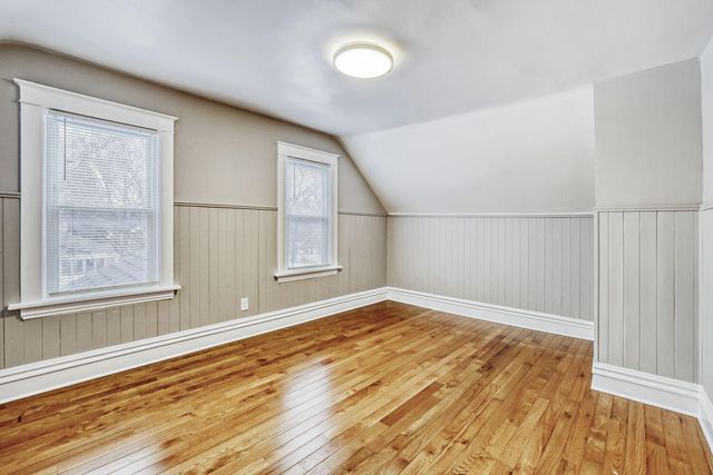 2624 35th Avenue S, Minneapolis, MN 55406