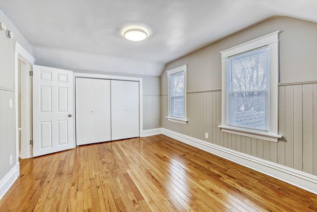 2624 35th Avenue S, Minneapolis, MN 55406