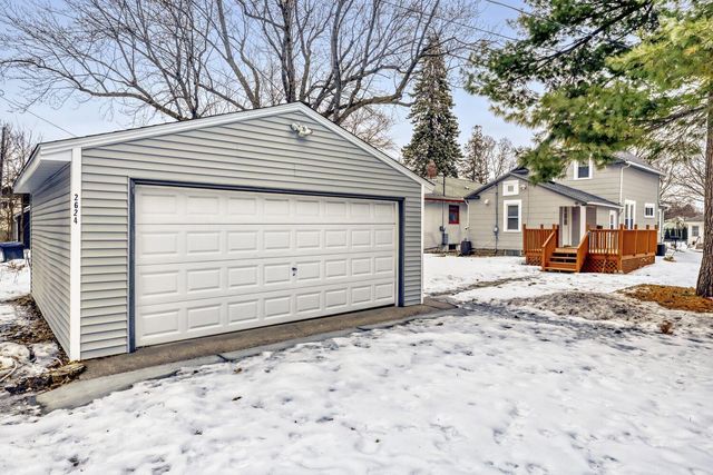 2624 35th Avenue S, Minneapolis, MN 55406