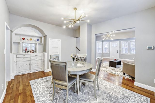 2624 35th Avenue S, Minneapolis, MN 55406