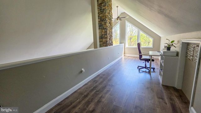 6262 THOMAN DR, Spring Grove, PA 17362