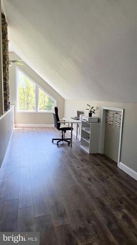 6262 THOMAN DR, Spring Grove, PA 17362