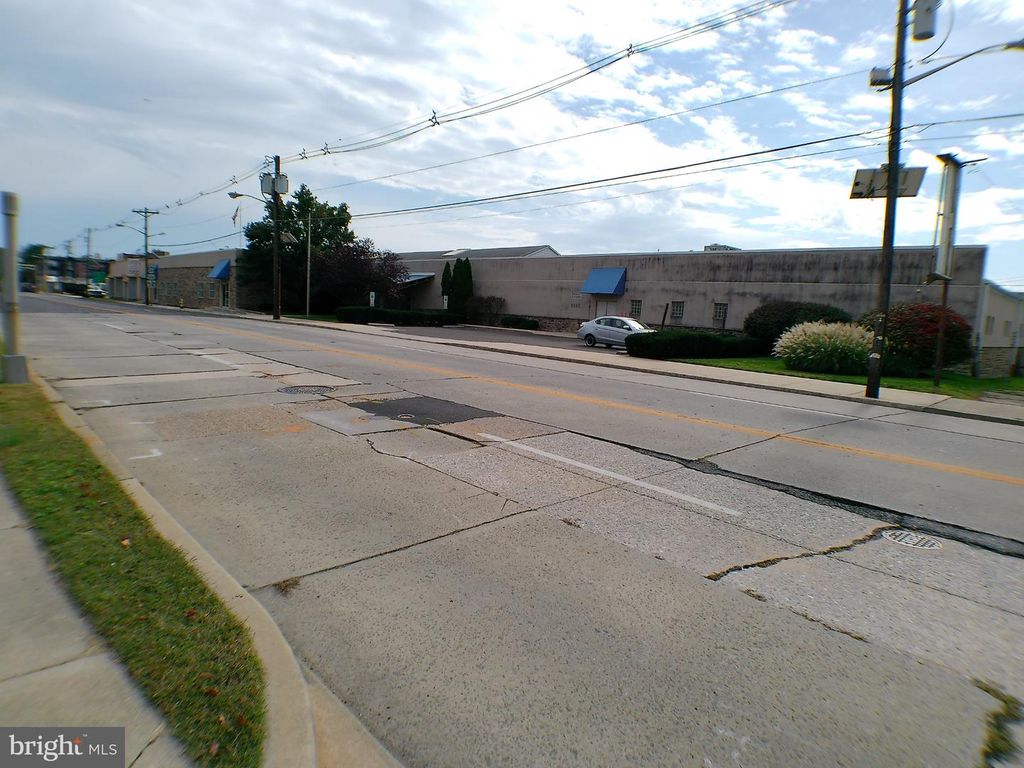 1845 HADDON AVE, CAMDEN, NJ 08103 — photo 2