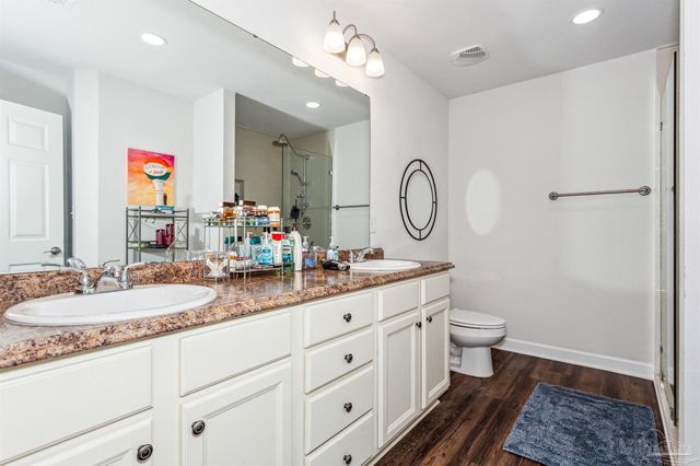901 E Fisher, Pensacola, FL 32503