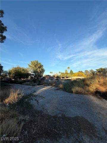 East Oquendo, Las Vegas, NV 89120