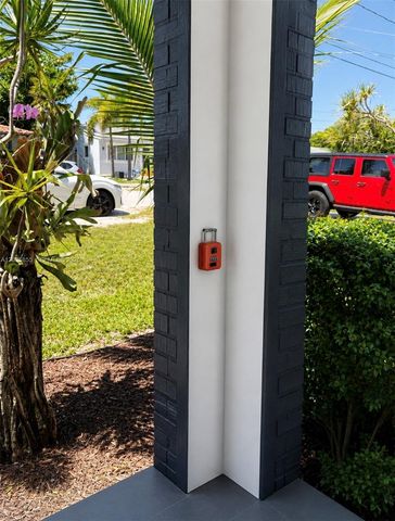 2426 Arthur St, Hollywood, FL 33020