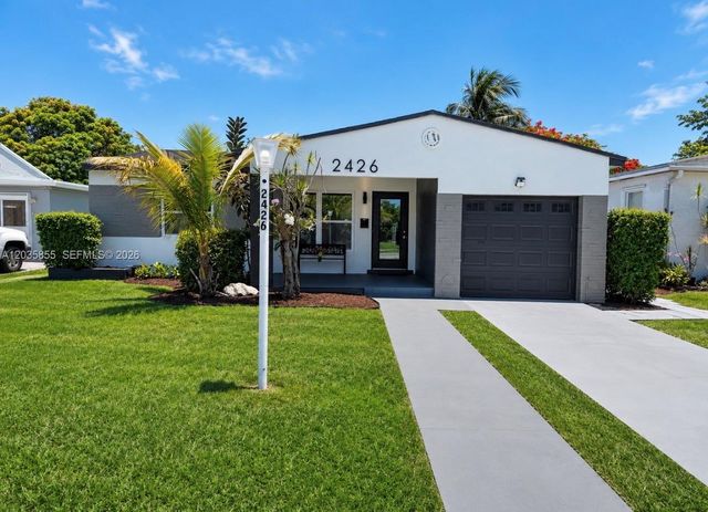 2426 Arthur St, Hollywood, FL 33020
