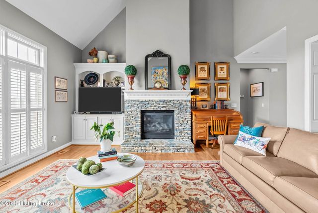 6600 Southwind Ct, Crestwood, KY 40014