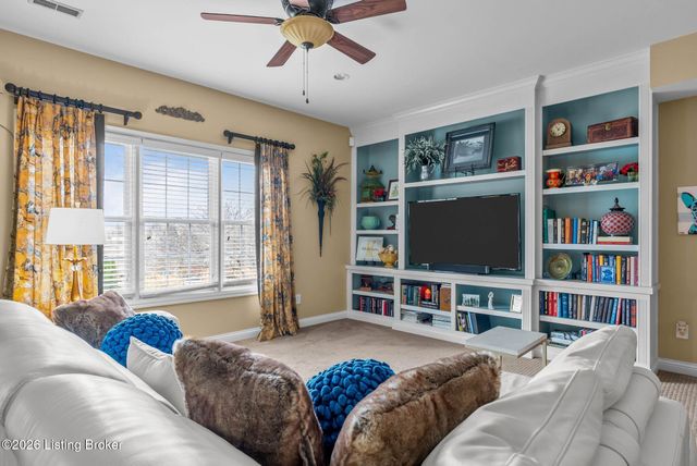 6600 Southwind Ct, Crestwood, KY 40014