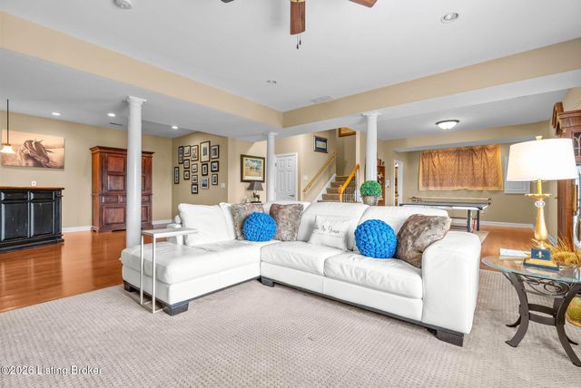 6600 Southwind Ct, Crestwood, KY 40014