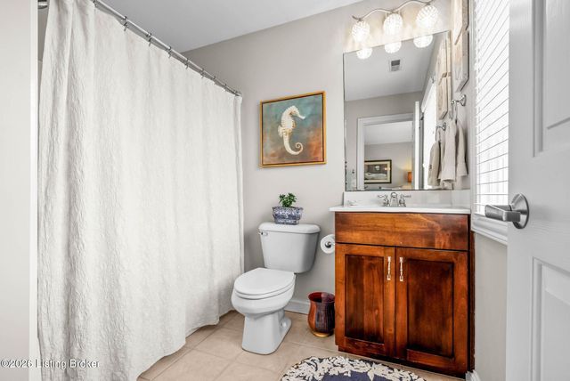 6600 Southwind Ct, Crestwood, KY 40014