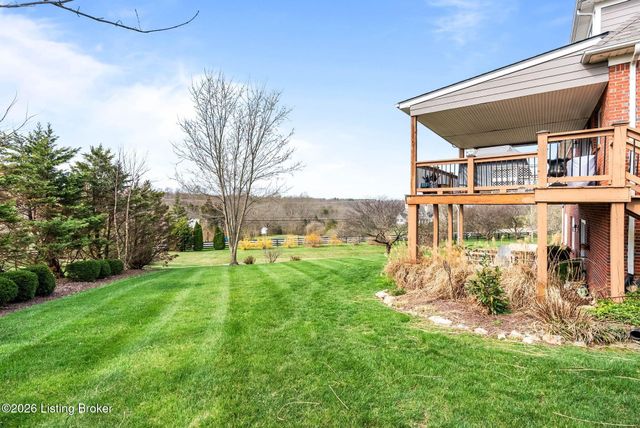 6600 Southwind Ct, Crestwood, KY 40014