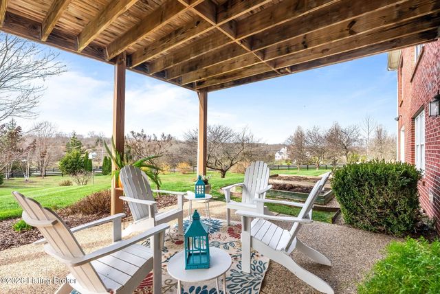 6600 Southwind Ct, Crestwood, KY 40014