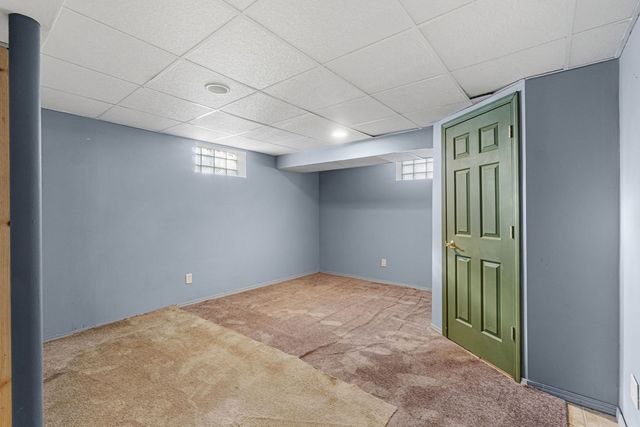 207 N Yale Avenue, Villa Park, IL 60181