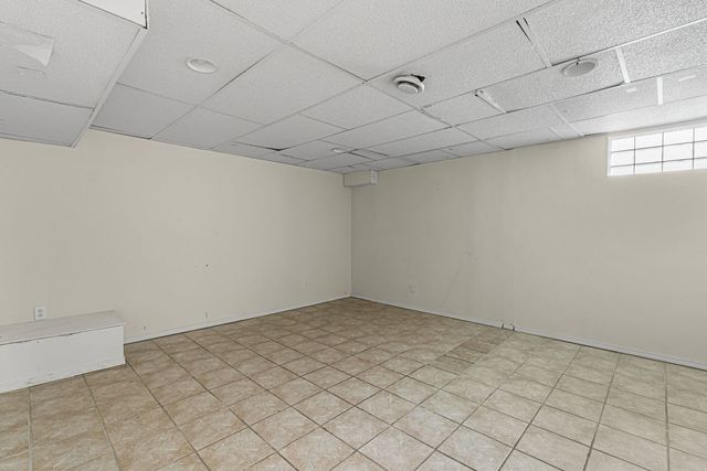 207 N Yale Avenue, Villa Park, IL 60181