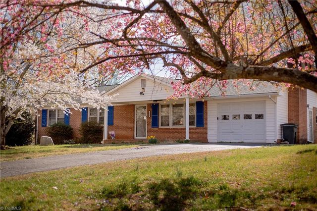 181 Antioch Avenue, Mount Airy, NC 27030