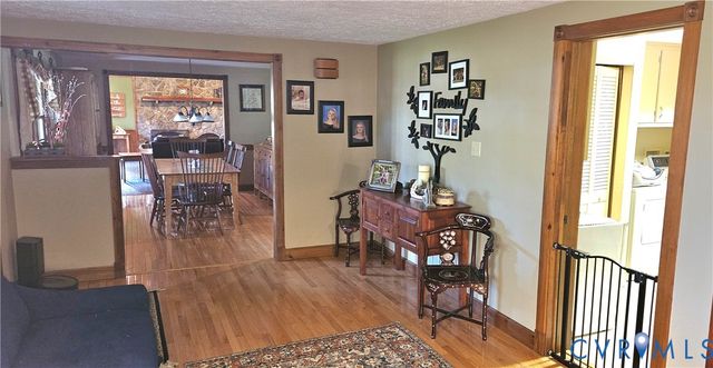 10511 Ashcake Rd, Ashland, VA 23005