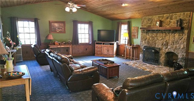 10511 Ashcake Rd, Ashland, VA 23005
