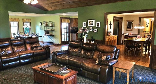 10511 Ashcake Rd, Ashland, VA 23005