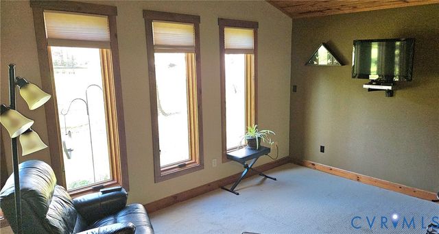 10511 Ashcake Rd, Ashland, VA 23005