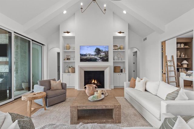 W5896 AUTUMN HILLS PARKWAY, Appleton, WI 54913