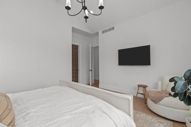 W5896 AUTUMN HILLS PARKWAY, Appleton, WI 54913